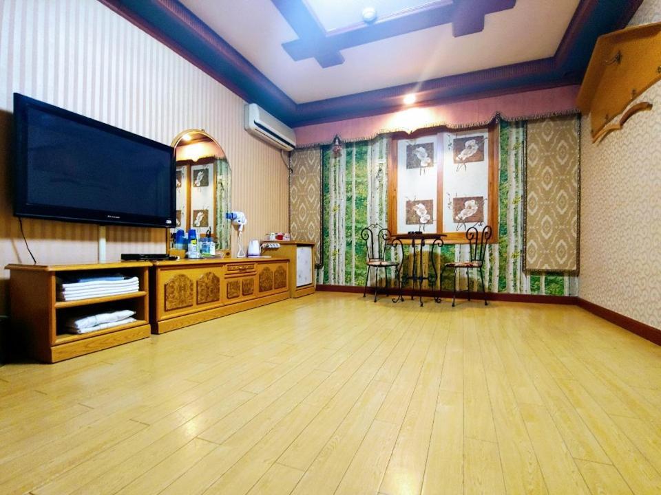 Alps Motel Busan Exterior foto